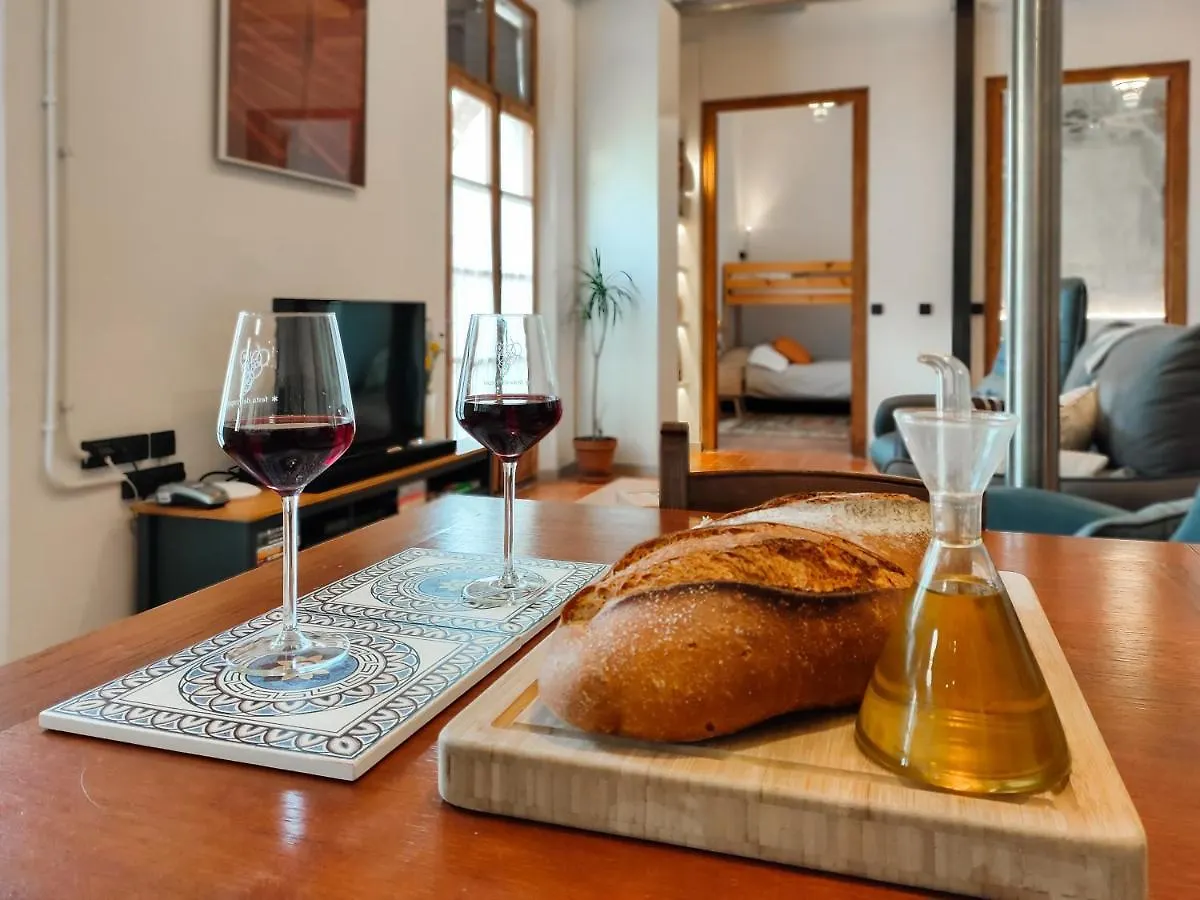 Apartment Les Voltes I - 2Bd Hidden Gem In Hilltop Wine Village Barbara